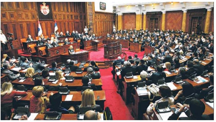 Manjinski zastupnici u parlamentima susjednih zemalja