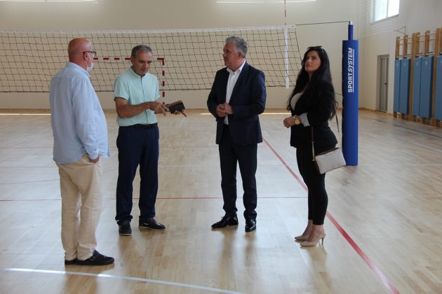 MOSTAR/Herceg obišao novoizgrađenu športsku dvoranu Osnovne škole u Rodoču