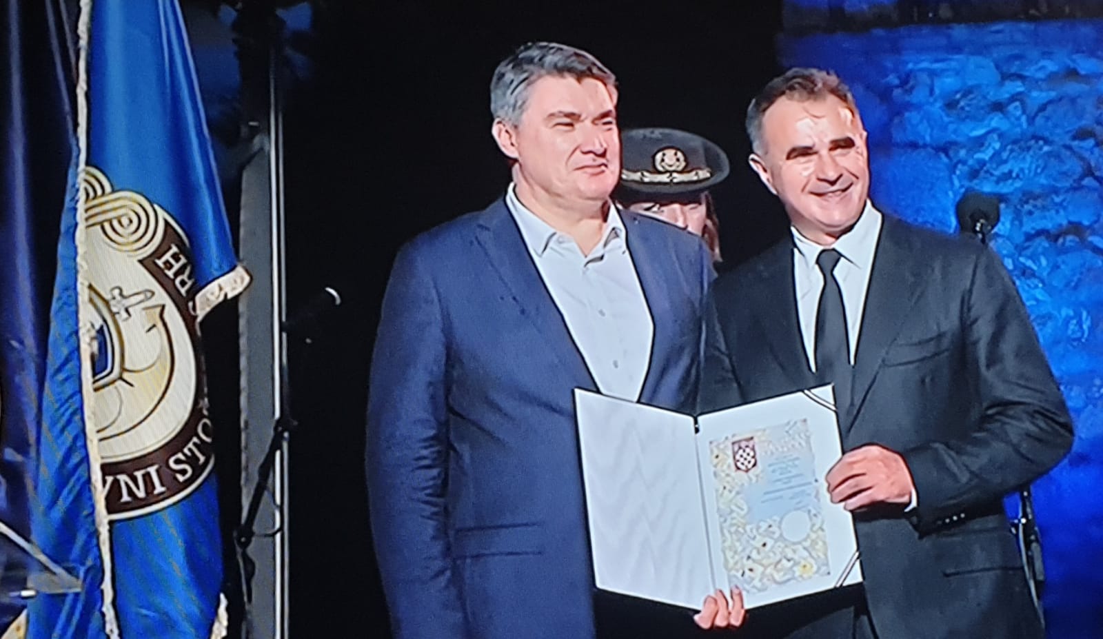 Milanović odlikovao postrojbe HVO-a i Specijalne policije HR HB