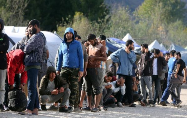 IPAK SE KREĆE/Služba za poslove sa strancima zapovjedila protjerivanje 46 ilegalnih migranta iz BiH