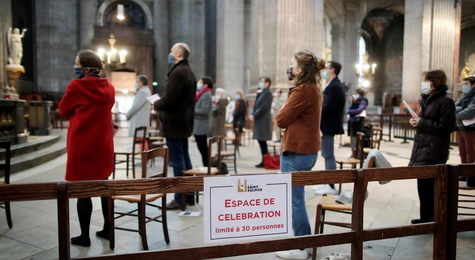 Francuski sud odlučio u korist vjernika uočivši očitu nelogičnost vladine uredbe o ograničenju osoba na misnim slavljima