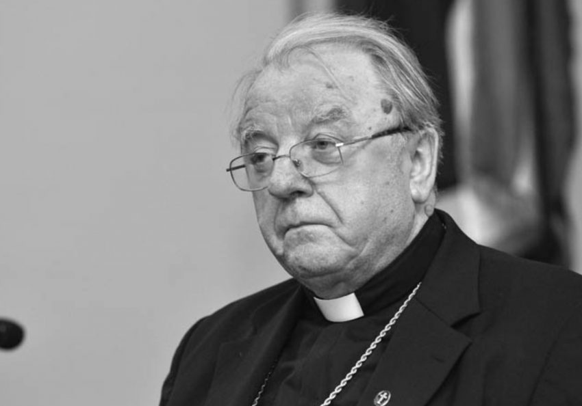 Preminuo je član HKV-a biskup Mile Bogović