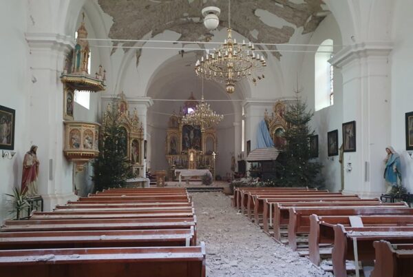 Teško oštećena katedrala u Sisku i crkve diljem Sisačke biskupije