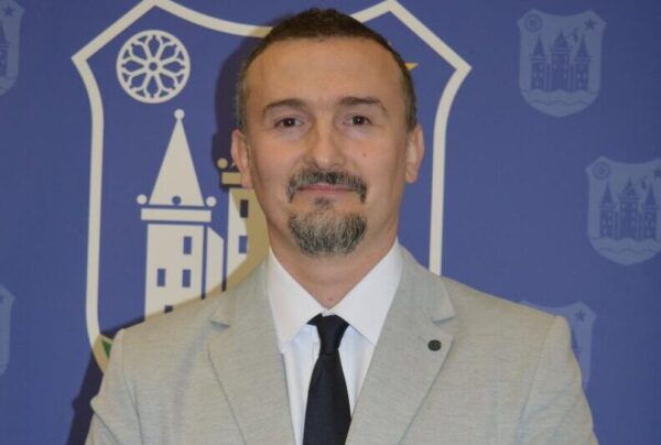 NAKON EDINA, ANELA I RAZIMA I Zulfikar Handukić, proglasio se Hrvatom pa izabran na čelo Gradskog vijeća Bihaća