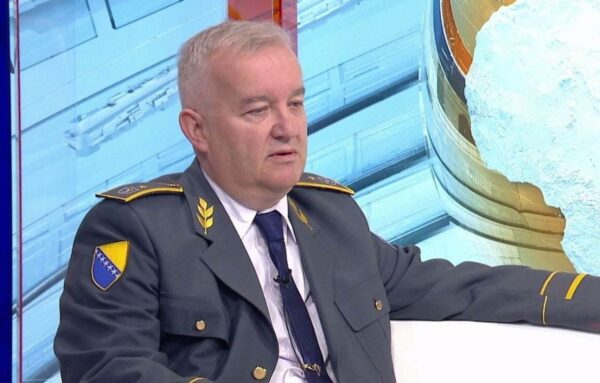 HOFFMANN ZA HMS: Saneli Prašović Gadžo predlažem da prestane javno pozivati na kršenje međunarodnih sporazuma