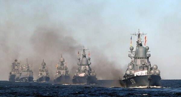 RAST NAPETOSTI  Rusija poslala 15 ratnih brodova u Crno more