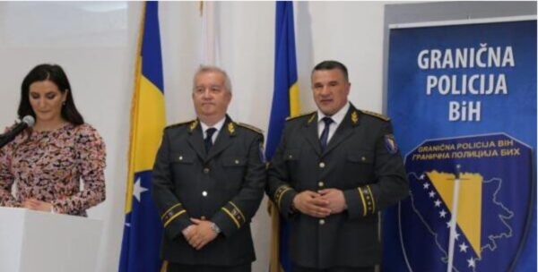 Na 21. godišnjici GP BiH policajci nisu dobili rješenja o nagrađivanju, Cikotićevo ministarstvo ih nije “stiglo” isprintati