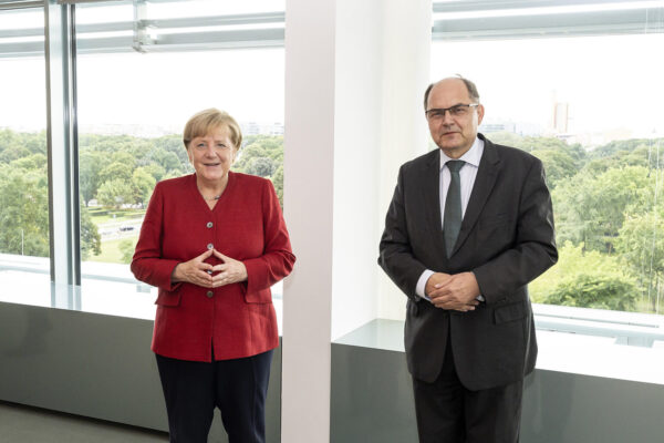 Merkel sa Schmidtom razgovarala o reformama potrebnim za napredovanje BiH u procesu euroatalanskih integracija
