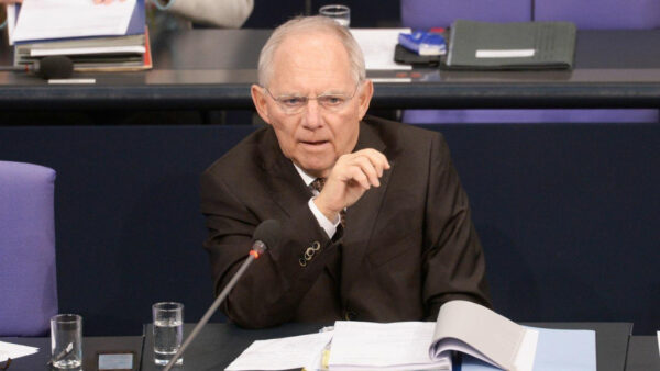Predsjednik Bundestaga strahuje od raspada BiH: “Nastao bi muslimanski otok, stalni izvor nemira”