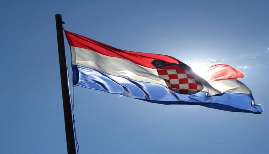Zapalio hrvatsku zastavu u Vukovaru, za početak dobio 30 dana pritvora