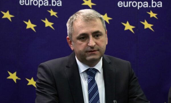 Izetbegovićeve teze neprihvatljive, doveo u pitanje nacionalne identitete konstitutivnih naroda u BiH