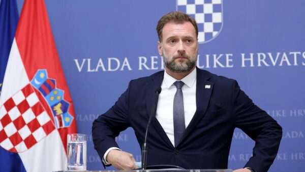 Banožić nakon sastanka s Plenkovićem i vojnim vrhom: ‘Ne popuštam oko Burčula’