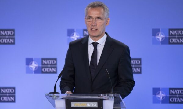 STOLTENBERG: Ministri NATO-a će raspravljati o stanju u BiH