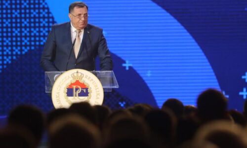 Dodik: “Ovo je kao nasilan brak, Komšić i Džaferović mi gube vrijeme jer oni Bakira zovu za sve”
