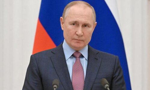 Putin poručio Scholzu: Mirovni pregovori mogući kad se ispune ruski zahtjevi