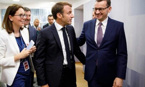 Premijer Poljske kritizirao predsjednika Francuske zbog razgovora s Putinom, Macron mu odgovorio