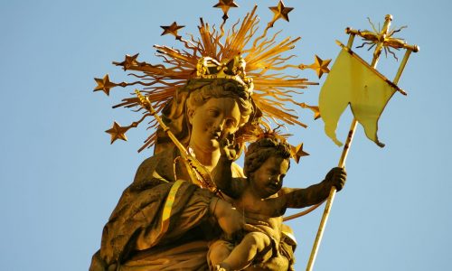 Marija Pomoćnica kršćana – naša pomoć u borbi protiv zla