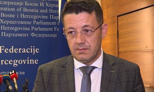 FEDERALNI MINISTAR UNUTARNJIH POSLOVA: Čampara zatražio od Kormana da odmah suspendira Čegara