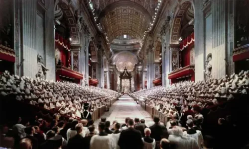 Šezdeseta obljetnica početka Drugog vatikanskog sabora: “Nazadnjaštvom“ u budućnost?