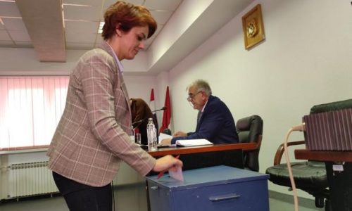 Hrvatske stranke imaju 18 izaslanika, kod Bošnjaka utrka dva bloka