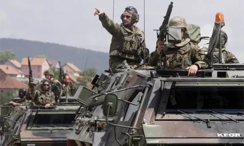 NATO šalje 700 vojnika kao pojačanje snagama KFOR-a u Kosovu