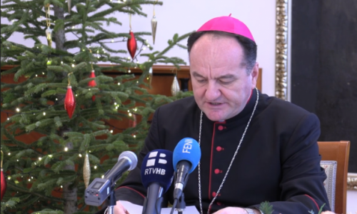 Biskup Palić: Božić slavimo zbog najveće Božje ljubavi prema čovjeku
