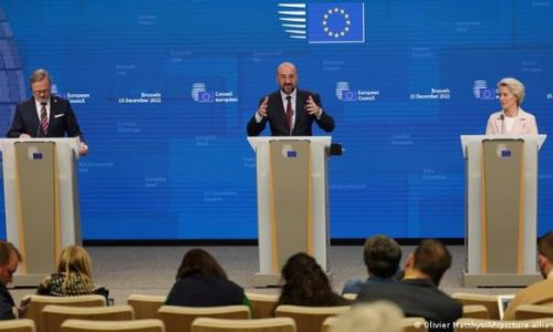 Deutsche Welle: Summit EU-a: Pomoć Ukrajini odobrena, problemi odgođeni