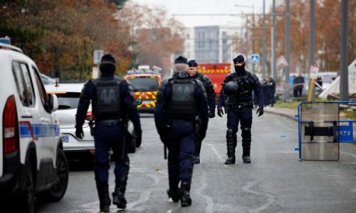 Pucnjava u Parizu: Dvoje ubijenih, više ozlijeđenih