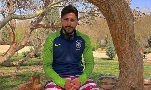 Iranski nogometaš Amir Nasr-Azadani čeka smrtnu kaznu. Obitelj strahuje da će biti obješen na trgu