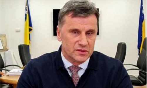PRVOOPTUŽENI U AFERI RESPIRATORI: Novalić oštro napao američkog veleposlanika zbog njegove, kako tvrdi “nedvosmislene umiješanosti u izborni i post-izborni proces u BiH”