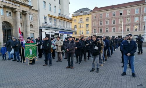 Muškarci opet mole u hrvatskim gradovima, organiziran protuprosvjed žena u Zagrebu