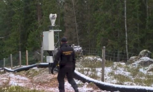 Finska počela podizati ogradu na granici s Rusijom
