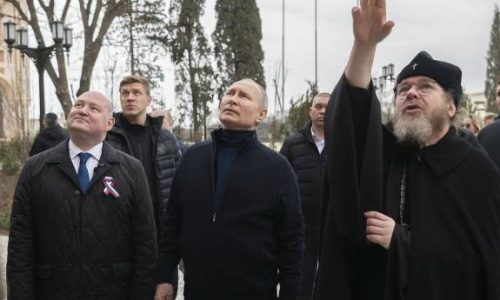 PRVI PUT OD POČETKA RATA/Putin neplanirano posjetio Mariupolj