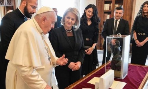 Borjana Krišto na općoj audijenciji kod Svetog Oca pape Franje