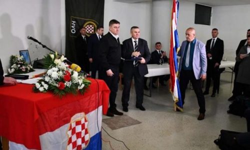 S dužnosti smijenjen jedini Hrvat u općini Derventa, držao zastavu za vrijeme posjete predsjednika Milanovića