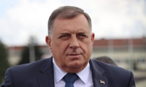 Dodik se do Nove godine, uspije li njegovo (navodno) dogovaranje sa Zapadom da ga se ne osudi, zauzvrat povlači iz vlasti?