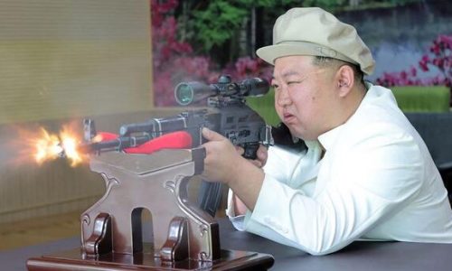 SJEVERNOKOREJSKI DIKTATOR / Kim Jong Un smijenio vrhovnog generala, pozvao na dodatne pripreme za rat