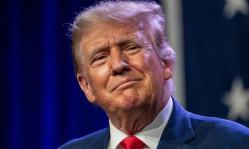 Optužen Donald Trump: ‘Htio je spriječiti potvrdu pobjede Joea Bidena‘