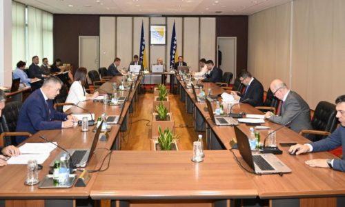 Na zahtjev Košarca sa dnevnog reda povučen Nacrt zakona o sudovima BiH, odobren projekt nabavke vozila za OSA-u