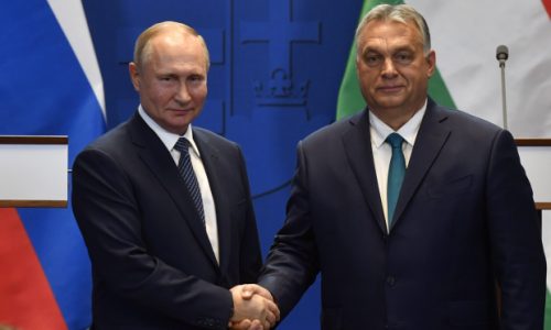 Iz stranih medija/Orbánova igra