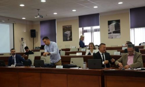 MOSTAR/Zbog Marićeve opstrukcije gradonačelnika Kordića, prekinuta sjednica Gradskog vijeća