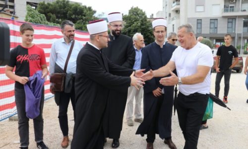 “Zemljište na kojem se gradi zgrada HNK Mostar nikada nije bilo u vlasništvu Islamske zajednice”