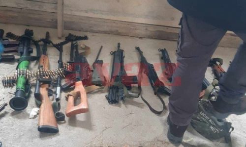 Policija u Mostaru pronašla veliki arsenal oružja, uhićen Ensar Bajramović