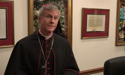 Saga o biskupu Stricklandu: Smijenjeni biskup nagađa o razlozima zbog kojih ga je Vatikan smijenio