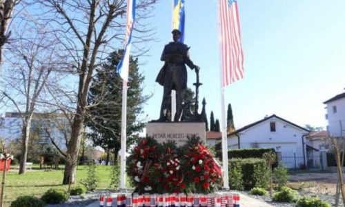 Američki vojni heroj Petar Herceg vraćen u Ljubuški