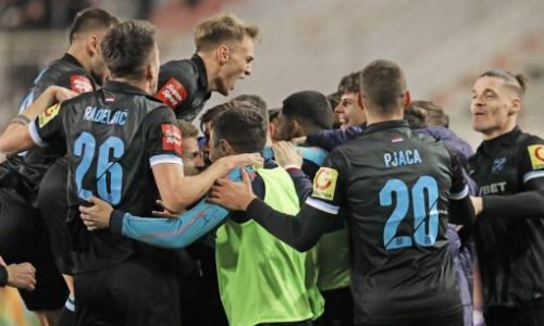 HLADAN TUŠ ZA BIJELE/Rijeka golčinama nokautirala Hajduk, utišala Poljud i preuzela vrh ljestvice!