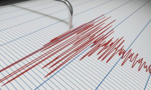 Japan pogodio snažan potres, iznana upozorenja na tsunami