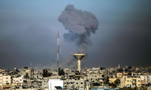 Izrael izvodi udare na Rafah u Gazi; Biden: Pretjeruju