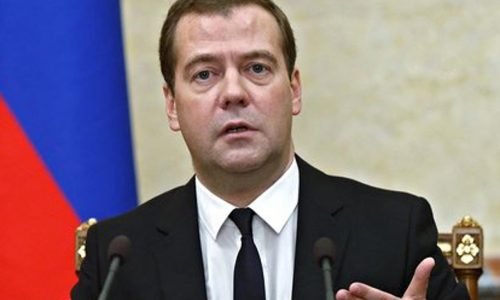 NOVE NAPETOSTI/Medvedev tvrdi: ‘Njemačka se priprema za rat s Rusijom’