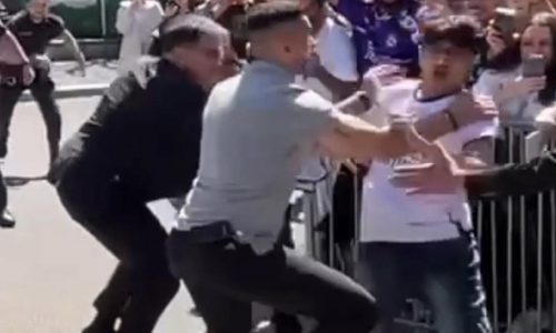 VIDEO/Luka Modrić u središtu kaosa: Navijač ga htio uloviti, policija ga oborila na tlo